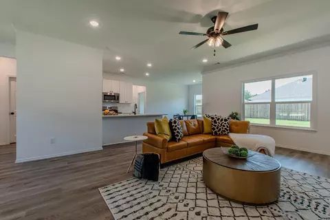 400 Genesis Dr, Benton, AR 72015 photo 7