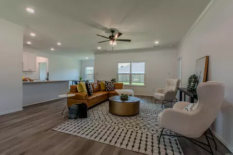 400 Genesis Dr, Benton, AR 72015 photo 6