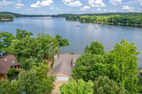 12 Gaza Ln, Hot Springs Village, AR 71909