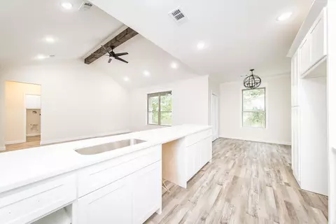 Entry Way - 933 Villa Vista Loop, Cabot, AR 72023 photo 3 of 3