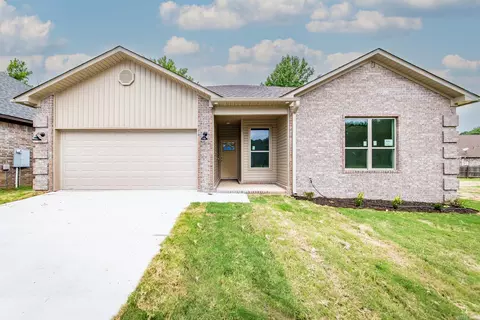 Exterior - 933 Villa Vista Loop, Cabot, AR 72023 photo 1 of 3