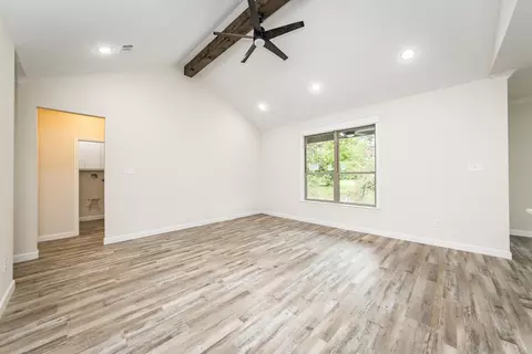 Living - 933 Villa Vista Loop, Cabot, AR 72023 photo 2 of 2