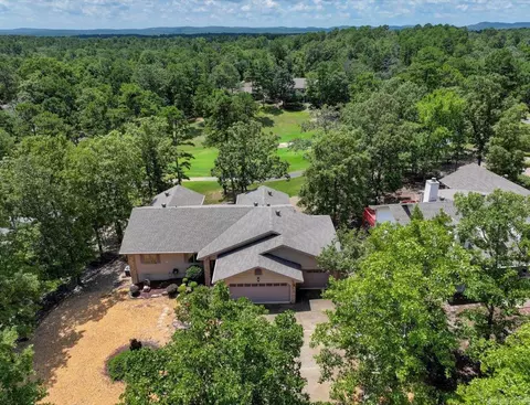 8 Altura Ln, Hot Springs Village, AR 71909