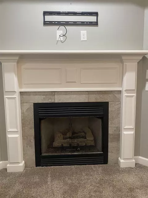 Living - 56 Eaglebrook Dr, Conway, AR 72032 photo 1 of 3
