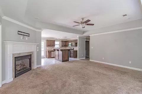 Living - 56 Eaglebrook Dr, Conway, AR 72032 photo 3 of 3