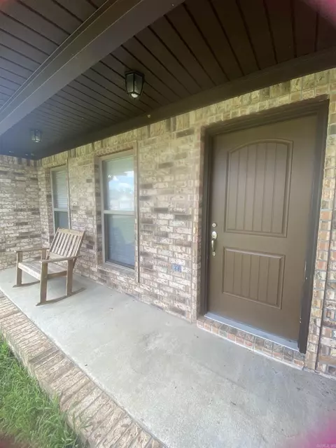 Exterior - 56 Eaglebrook Dr, Conway, AR 72032 photo 4 of 5
