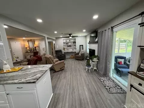 105 Azalea, Lonoke, AR 72086 photo 18
