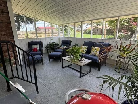 105 Azalea, Lonoke, AR 72086 photo 25
