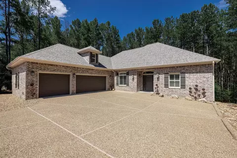 22 Vigoroso Ln, Hot Springs Village, AR 71909