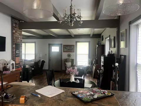 209 N Hickory St, Beebe, AR 72012 photo 5