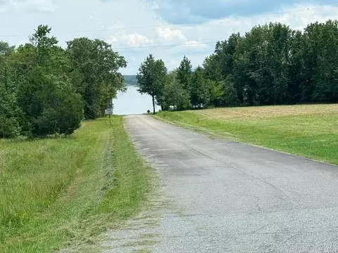 View/Area - 1237 Circle Acres Rd, Greers Ferry, AR 72067 photo 6 of 7