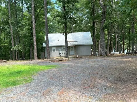 Exterior - 1237 Circle Acres Rd, Greers Ferry, AR 72067 photo 7 of 7