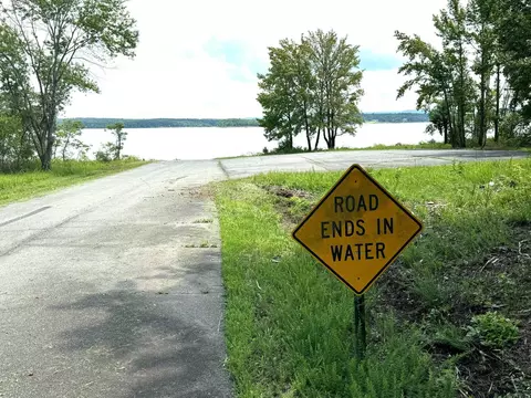 View/Area - 1237 Circle Acres Rd, Greers Ferry, AR 72067 photo 2 of 7