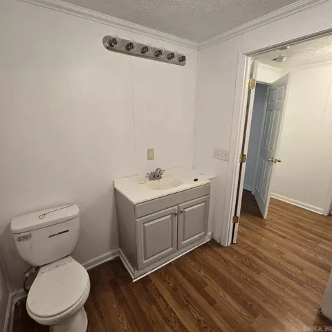 8805 Lisa Ln, Pine Bluff, AR 71603 photo 2
