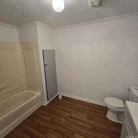8805 Lisa Ln, Pine Bluff, AR 71603 photo 3