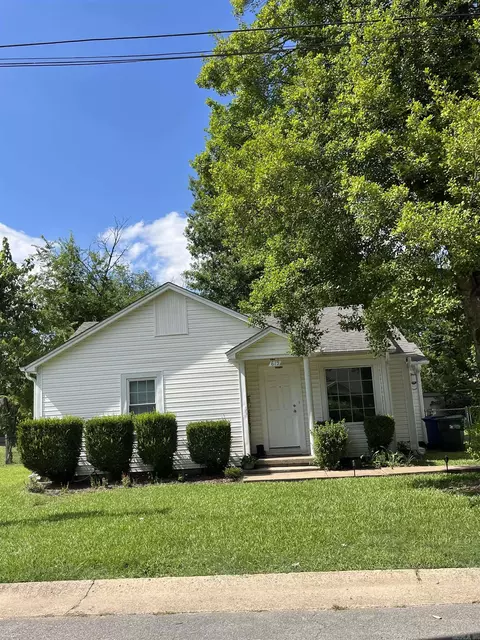 612 1st St, Conway, AR 72032 photo 1