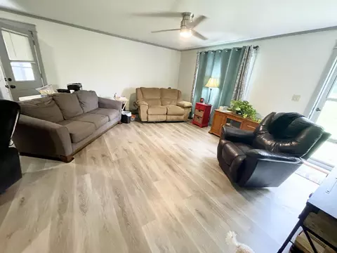 110 Peace Valley Rd, Ash Flat, AR 72513 photo 4