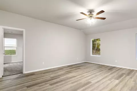 Living - 1296 Meadows Dr, Benton, AR 72019 photo 6 of 6