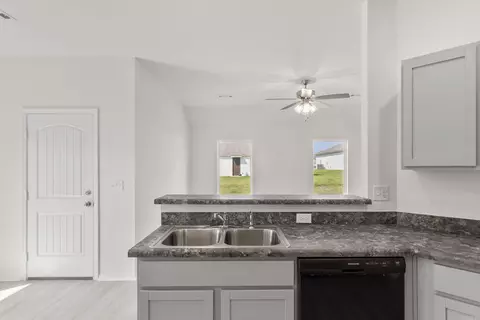 1343 Meadows Dr, Benton, AR 72019 photo 8