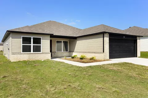 1327 Meadows Dr, Benton, AR 72019 photo 1