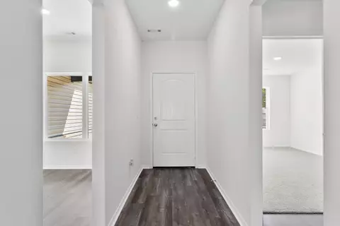 1327 Meadows Dr, Benton, AR 72019 photo 4