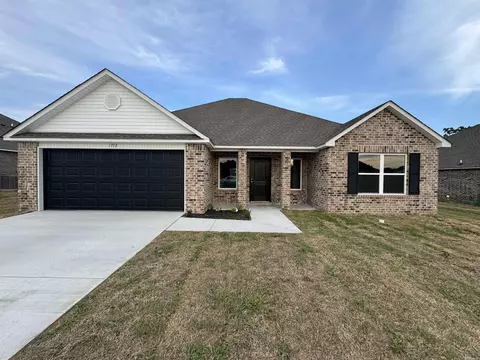 1712 Waycross Dr, Searcy, AR 72143