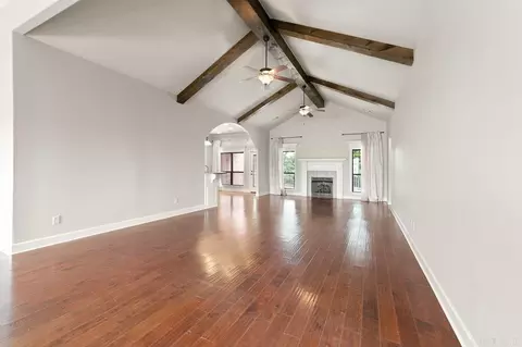 Living - 1584 Vista Dr, Cabot, AR 72023 photo 2 of 5