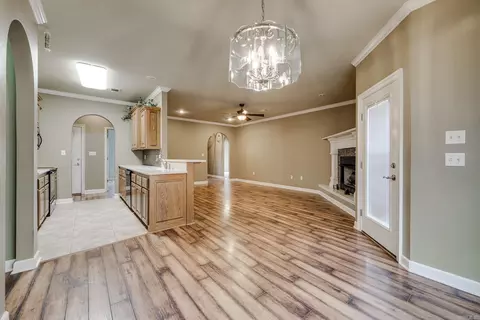 Living - 23 Bowling Ln, Conway, AR 72032 photo 1 of 7