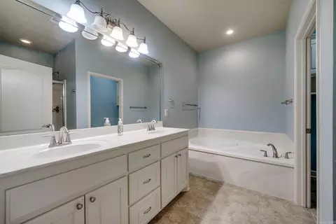 Bath - 23 Bowling Ln, Conway, AR 72032 photo 5 of 5