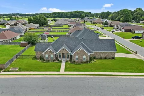 13801 Chesterfield Cir, North Little Rock, AR 72117