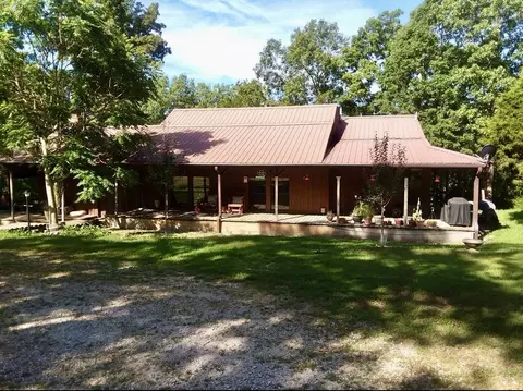 87 Hunt Club Ln, Evening Shade, AR 72532