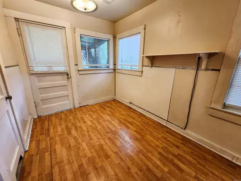 408 W Pine St, Benton, AR 72015 photo 3