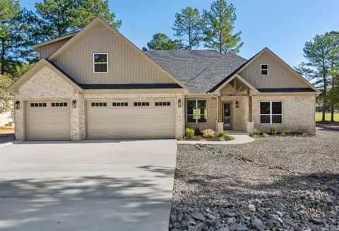 71 Alteza Dr, Hot Springs Village, AR 71909