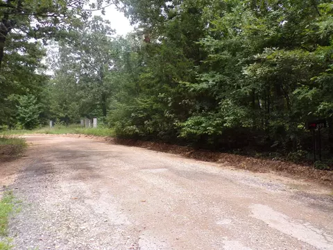 Exterior - 899 Ocean, Mountain View, AR 72560 photo 9 of 12