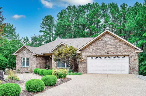 352 Maderas Drive Dr, Hot Springs Village, AR 71909