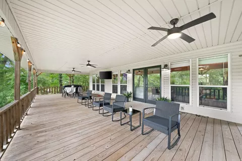 186 Riverview Dr, Horatio, AR 71842 photo 3