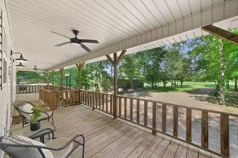 186 Riverview Dr, Horatio, AR 71842 photo 9