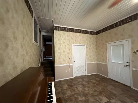 Entry Way - 307 E 5th St, Rison, AR 71665 photo 5 of 6