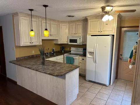 309 Locust Ave, Trumann, AR 72472 photo 2