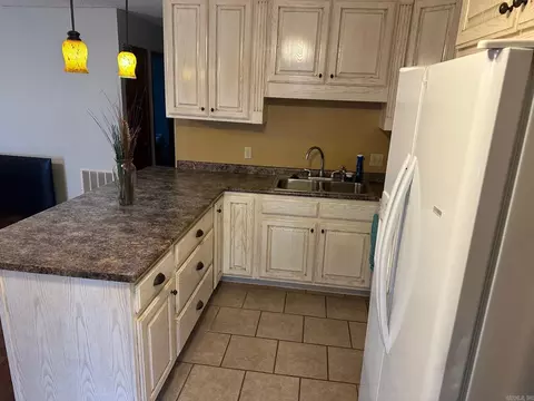 309 Locust Ave, Trumann, AR 72472 photo 3