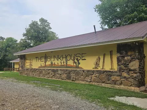 111 Peach St, Marshall, AR 72650 photo 3