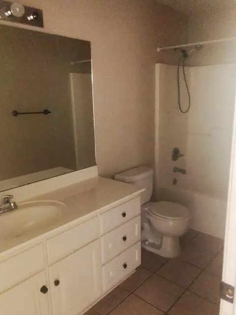8 Apache Cir, Lonoke, AR 72086 photo 13