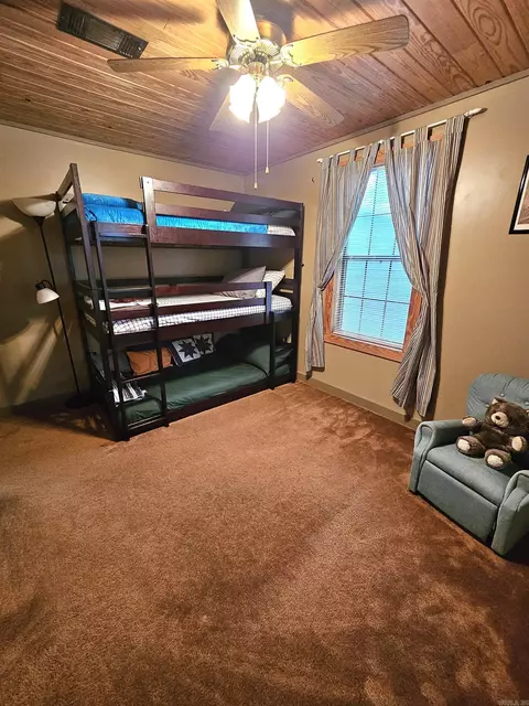 Bedroom - 8610 Scarlett Ln, Pine Bluff, AR 71603 photo 1 of 3