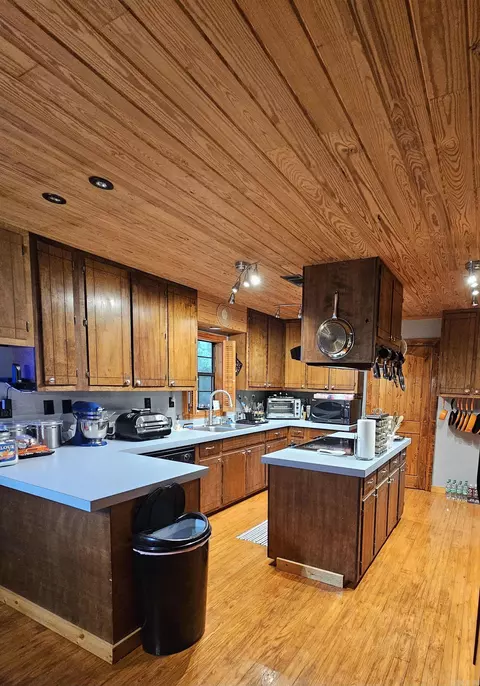 Kitchen - 8610 Scarlett Ln, Pine Bluff, AR 71603 photo 1 of 1
