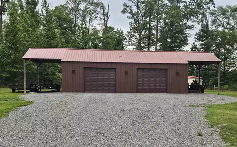 Exterior - 8610 Scarlett Ln, Pine Bluff, AR 71603 photo 2 of 15