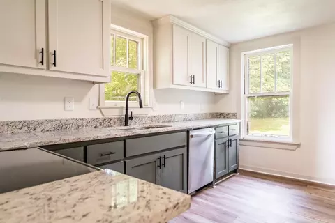 217 S Fourth St, Benton, AR 72015 photo 8
