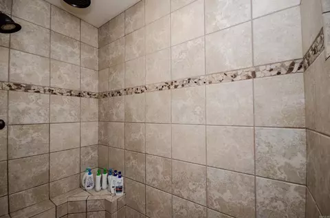 Bath - 77 Reed Rd, Greenbrier, AR 72058 photo 3 of 4