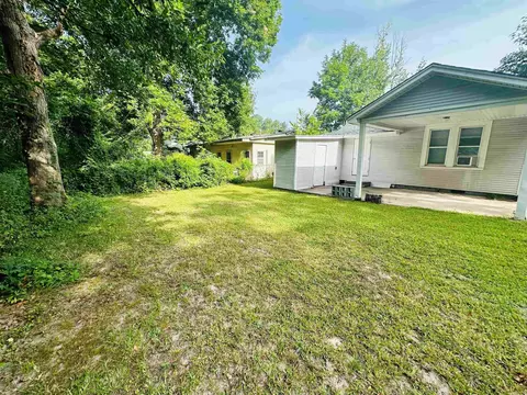 Exterior - 917 Mcbee St, Malvern, AR 72104 photo 5 of 7