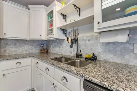 37 N Coran Dr, Conway, AR 72032 photo 10