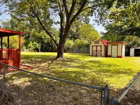 Exterior - 605 S Elm St, Beebe, AR 72012 photo 8 of 11